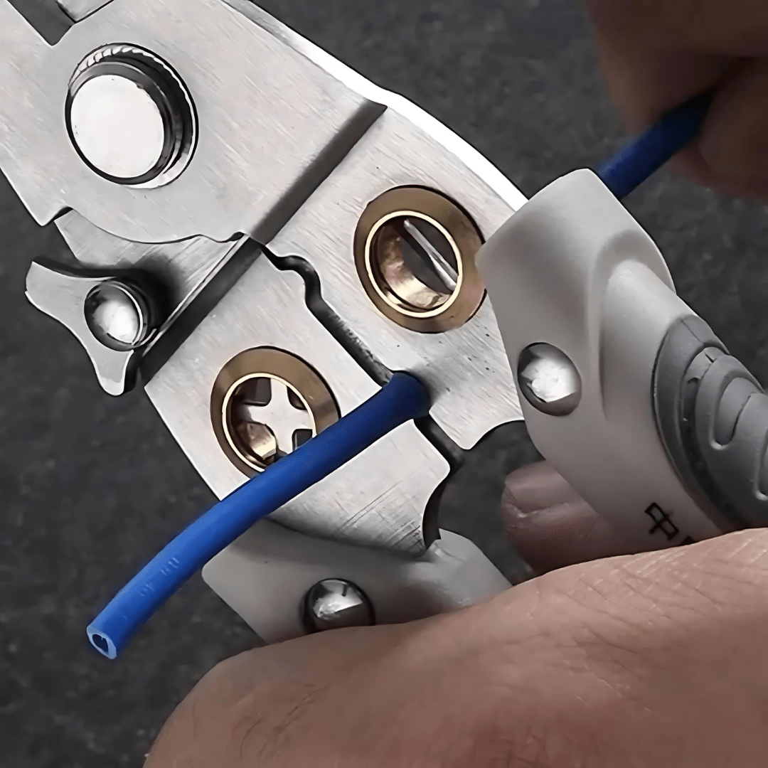 GripLoxio™️ Multi-functional Wire Stripper & Cutter