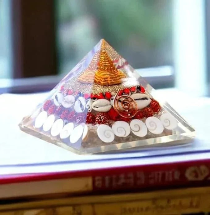 Laxmi Pyramid Shri Yantra Gomti Chakra