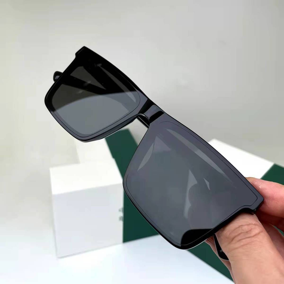 LightAdapt™️ Polarized Sunglasses